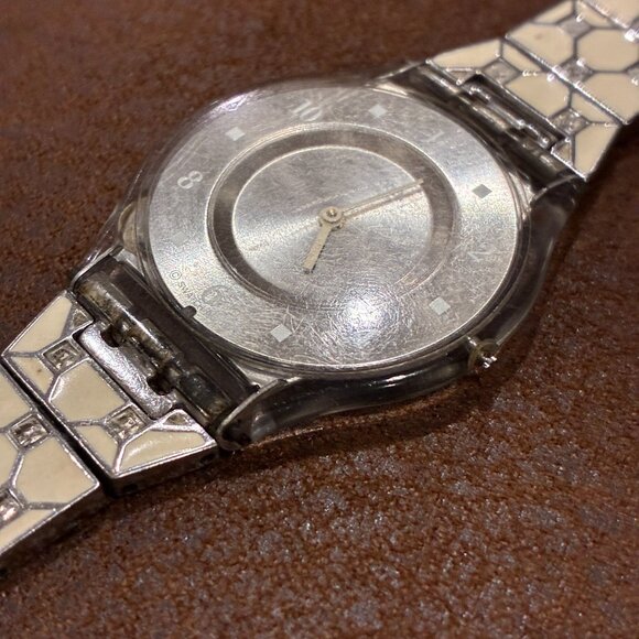 Swatch Watch Flat Silver Face with White Silver Band & Clasp - Picture 4 of 14